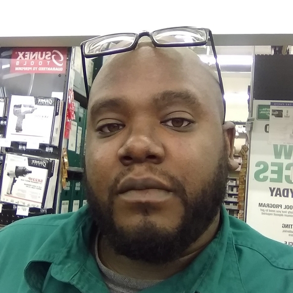 Meet your Posher, David - Picture 1 of 1